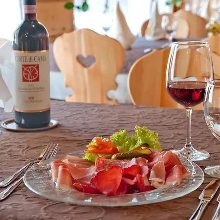 Hotel Chesa Grischa Sils Baselgia