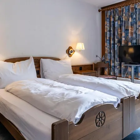 Chesa Grischa Hotel