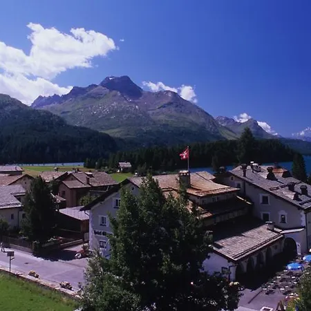 Hotel Chesa Grischa 3*
