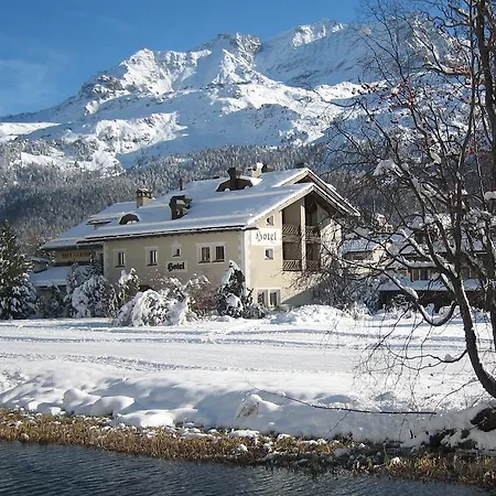Hotell Chesa Grischa
