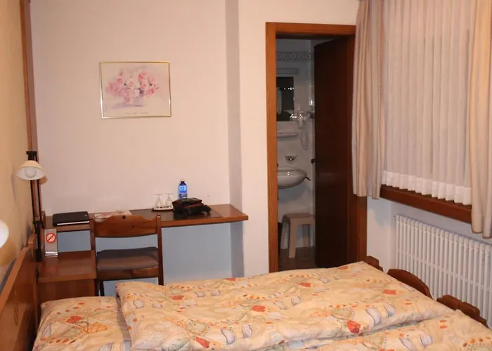 Chesa Grischa Szálloda Sils Baselgia